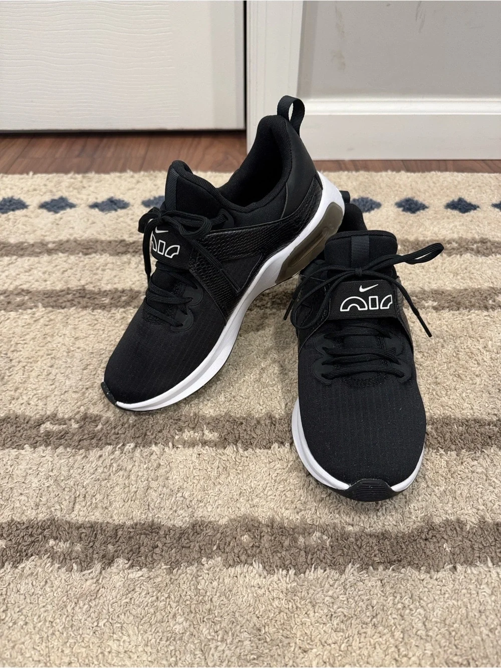 Nike breathable knit